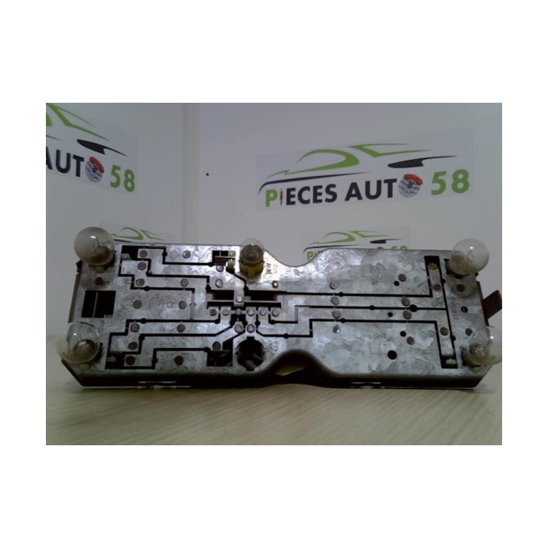 Platine feu arriere droit AUDI  d’occasion