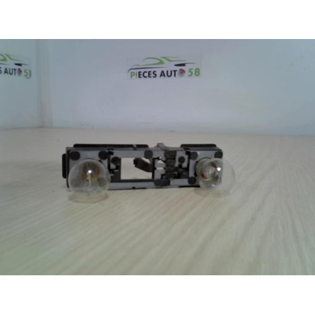 Platine feu arriere droit RENAULT LAGUNA 1 PHASE 2 d’occasion