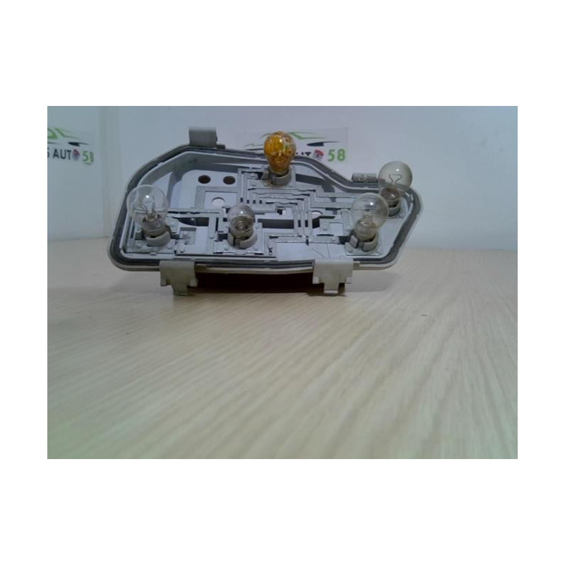 Platine feu arriere droit VOLKSWAGEN  d’occasion