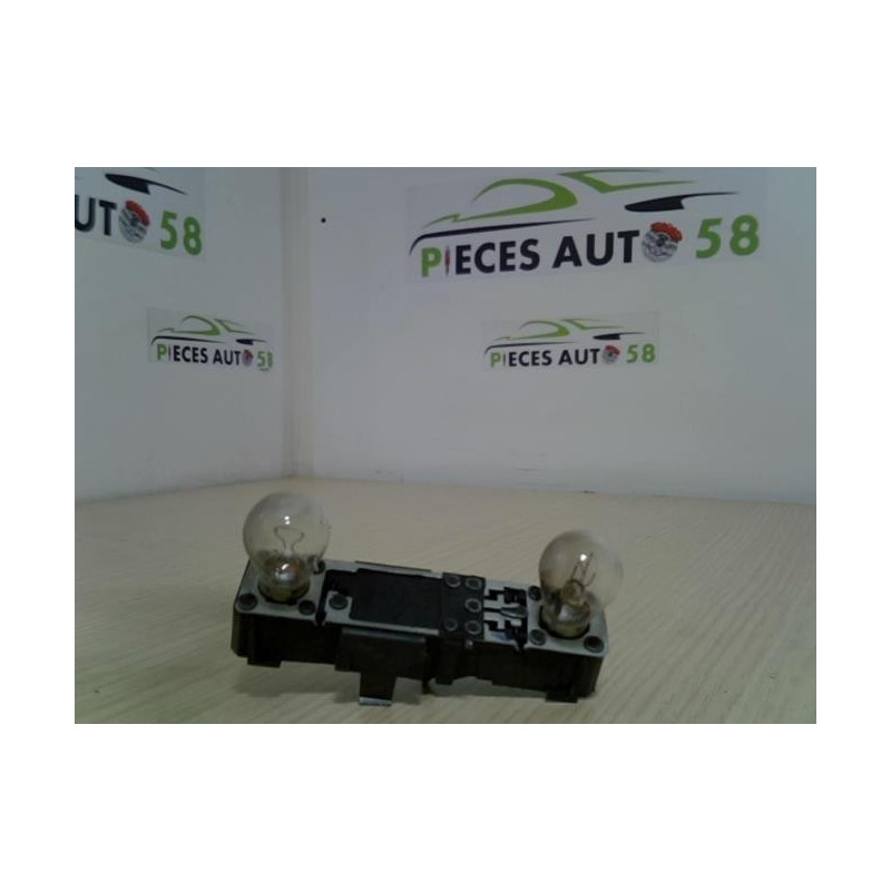 Platine feu arriere gauche RENAULT LAGUNA 1 PHASE 2 d’occasion