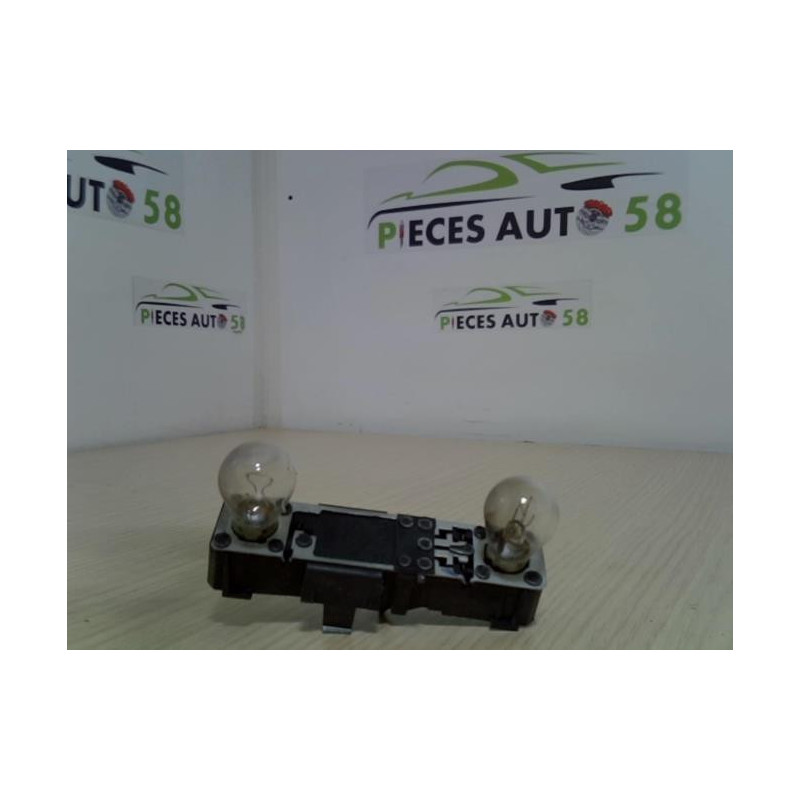 Platine feu arriere gauche RENAULT LAGUNA 1 PHASE 2 d’occasion