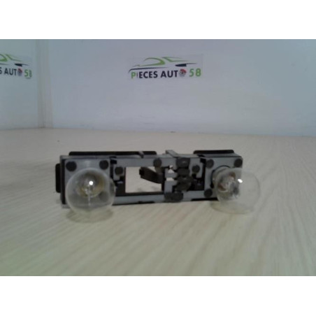 Platine feu arriere droit RENAULT LAGUNA 1 PHASE 2 d’occasion