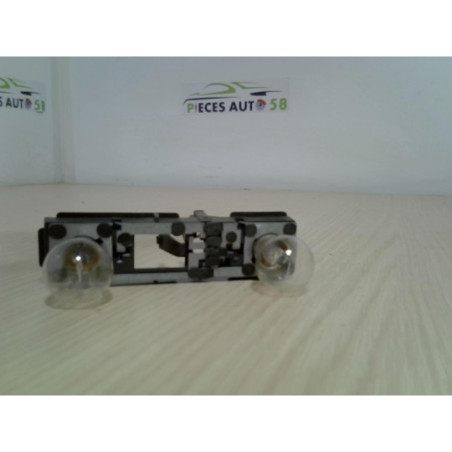Platine feu arriere droit RENAULT LAGUNA 1 PHASE 2 d’occasion