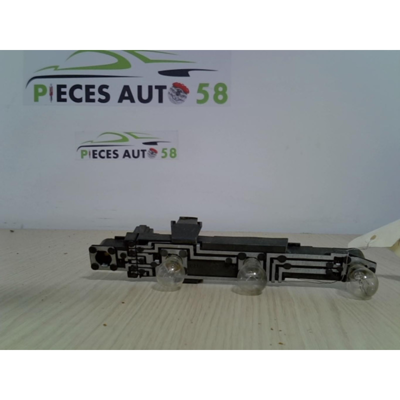 Platine feu arriere droit RENAULT LAGUNA 1 PHASE 1 BREAK d’occasion