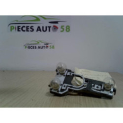 Platine feu arriere droit RENAULT  d’occasion