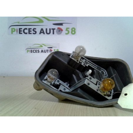 Platine feu arriere droit RENAULT  d’occasion