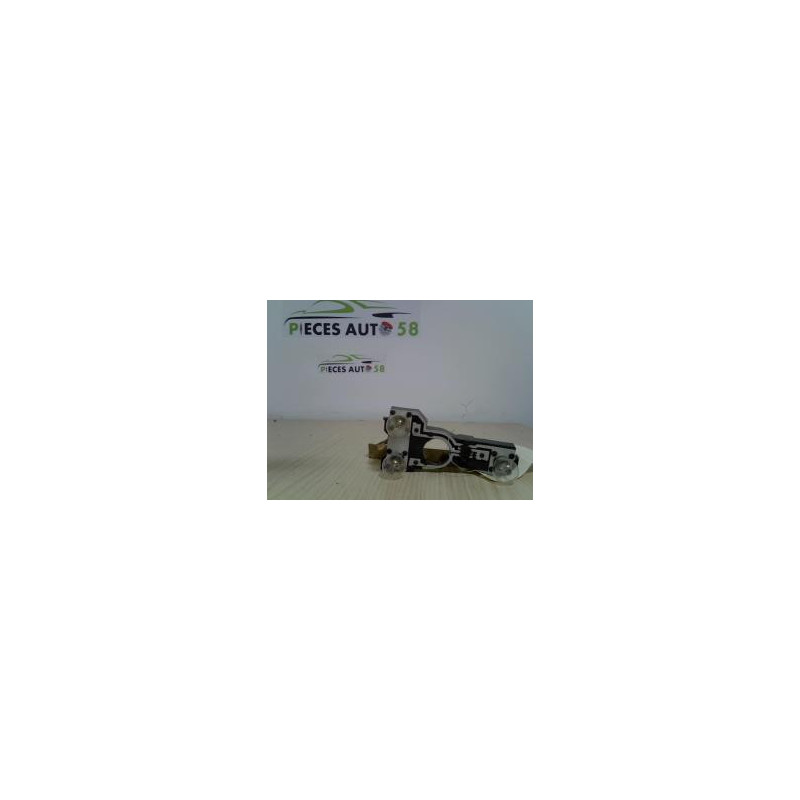 Platine feu arriere gauche RENAULT LAGUNA 2 PHASE 1 d’occasion