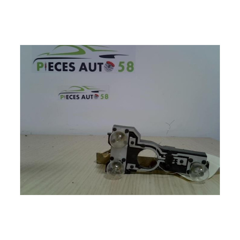 Platine feu arriere gauche RENAULT LAGUNA 2 PHASE 1 d’occasion