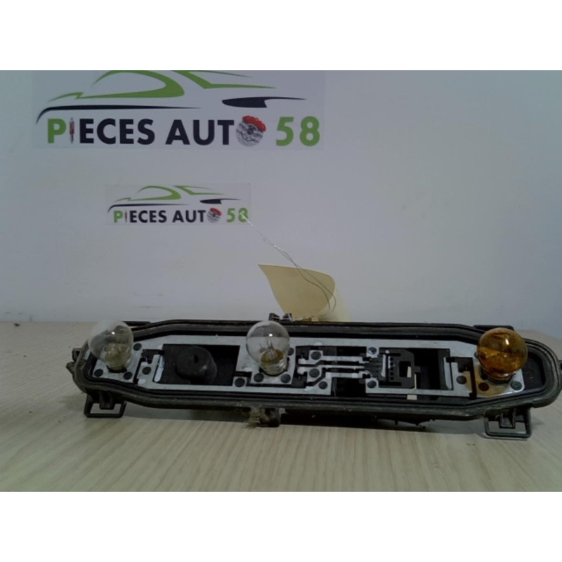 Platine feu arriere gauche RENAULT  d’occasion