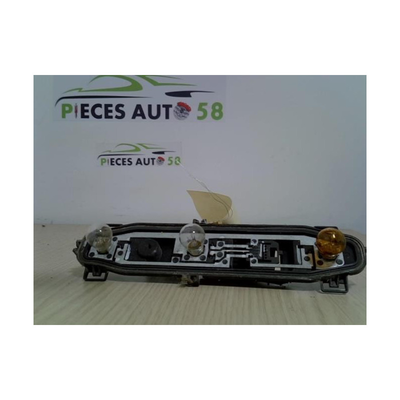 Platine feu arriere gauche RENAULT  d’occasion