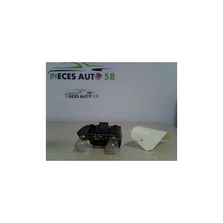 Platine feu arriere droit RENAULT  d’occasion