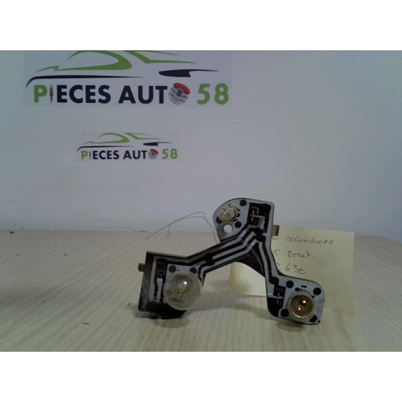 Platine feu arriere droit CITROEN C5 1 PHASE 1 BREAK d’occasion