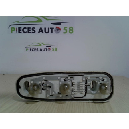 Platine feu arriere droit RENAULT TWINGO 1 PHASE 2 d’occasion