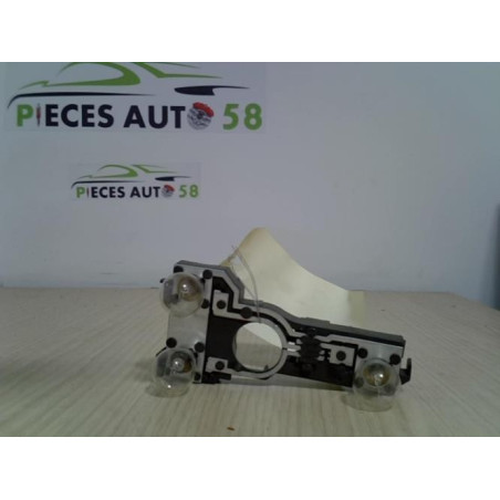 Platine feu arriere gauche RENAULT  d’occasion