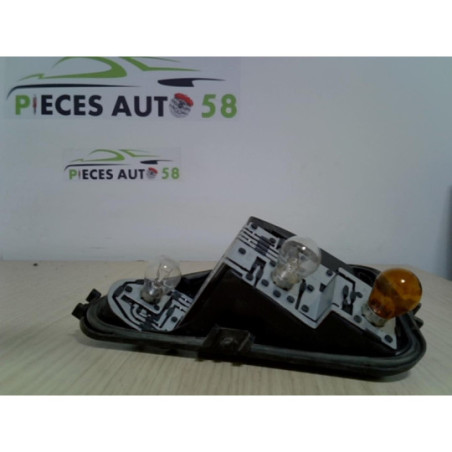 Platine feu arriere droit RENAULT  d’occasion