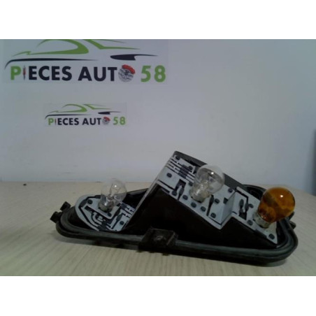 Platine feu arriere droit RENAULT  d’occasion