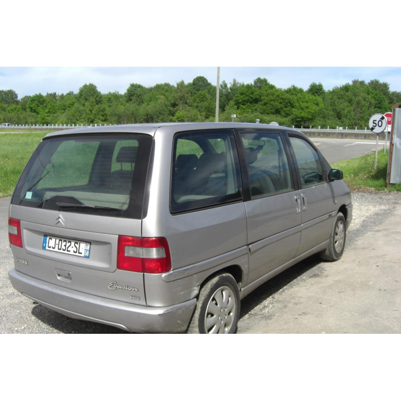 Platine feu arriere droit CITROEN EVASION PHASE 2 d’occasion