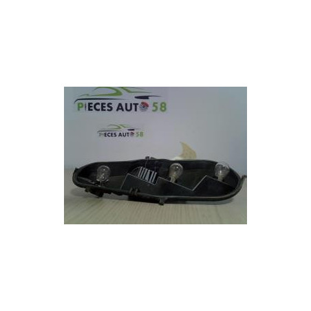 Platine feu arriere gauche PEUGEOT 107 PHASE 1 d’occasion