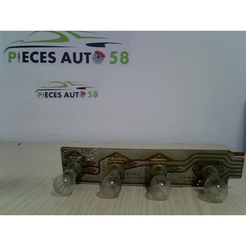 Platine feu arriere droit CITROEN  d’occasion