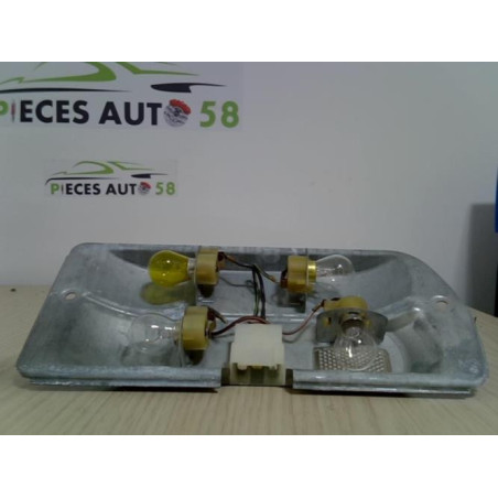 Platine feu arriere droit AUDI  d’occasion