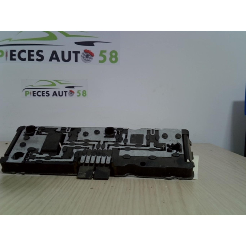 Platine feu arriere gauche VOLKSWAGEN  d’occasion