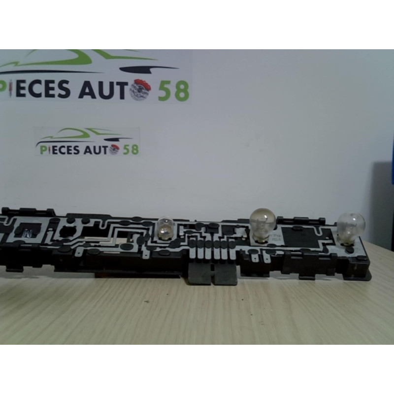 Platine feu arriere gauche AUDI  d’occasion