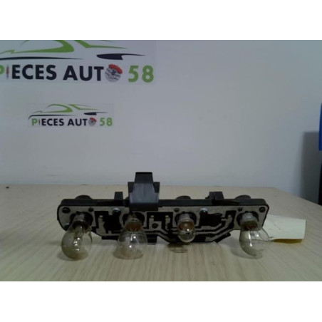 Platine feu arriere droit VOLKSWAGEN  d’occasion