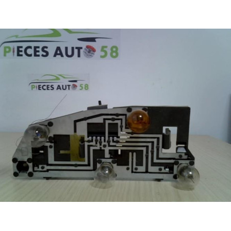 Platine feu arriere gauche PEUGEOT  d’occasion