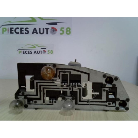 Platine feu arriere gauche PEUGEOT  d’occasion