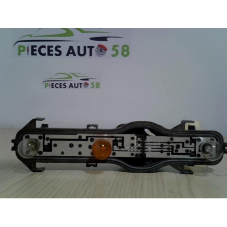 Platine feu arriere droit RENAULT  d’occasion