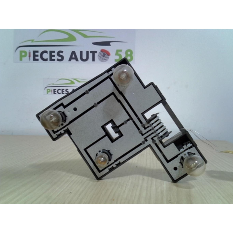 Platine feu arriere droit FORD FIESTA 4 PHASE 1 d’occasion