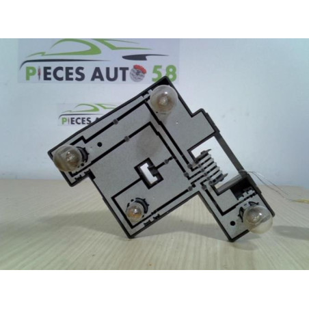 Platine feu arriere droit FORD FIESTA 4 PHASE 1 d’occasion