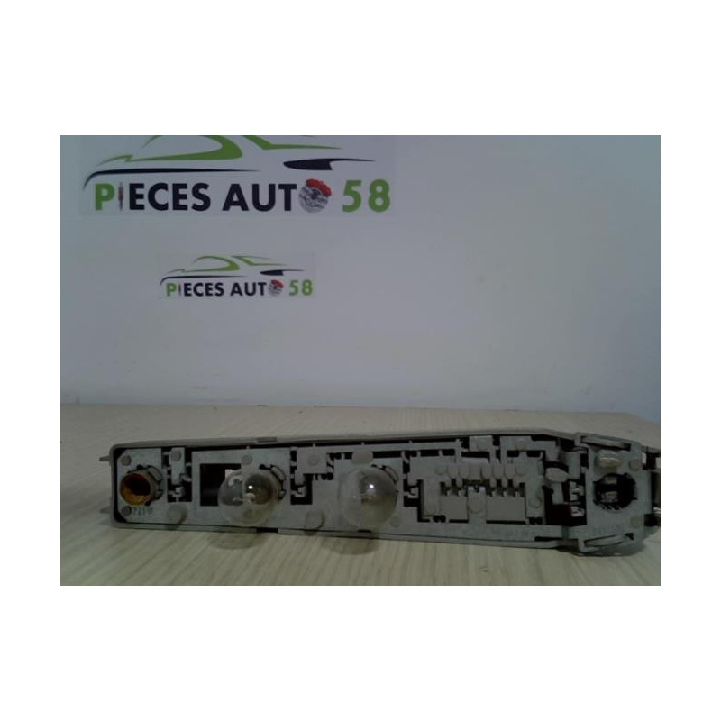 Platine feu arriere gauche FORD ESCORT 2 d’occasion