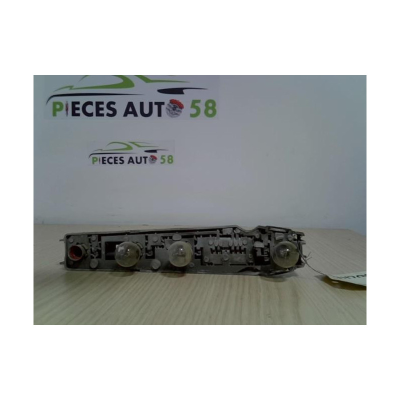 Platine feu arriere gauche FORD ESCORT 6 BREAK d’occasion