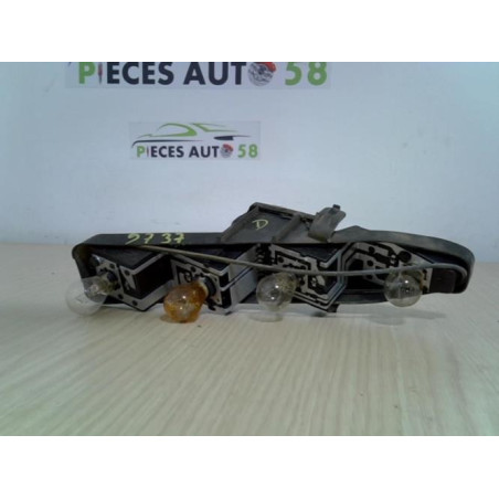 Platine feu arriere droit RENAULT SCENIC 2 PHASE 1 d’occasion