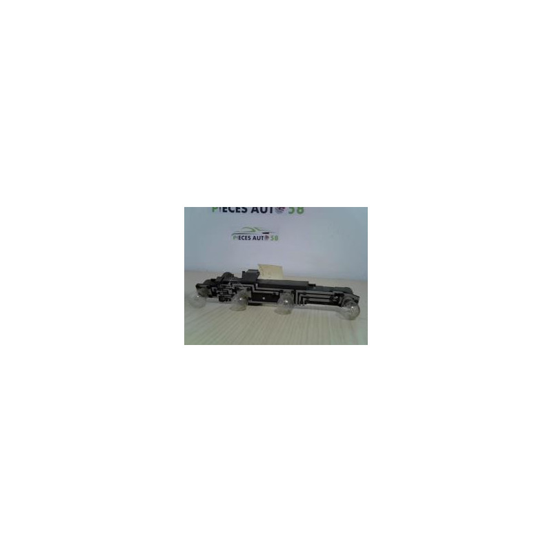 Platine feu arriere gauche RENAULT LAGUNA 1 PHASE 2 BREAK d’occasion
