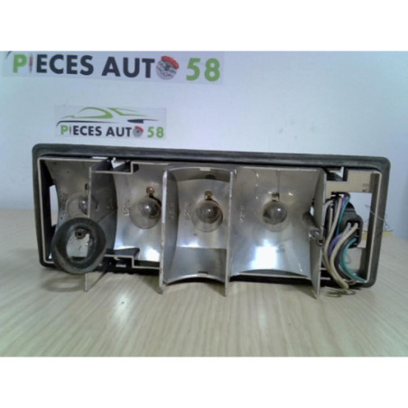 Platine feu arriere droit RENAULT  d’occasion