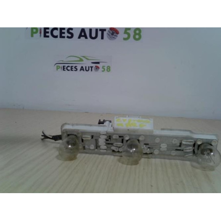 Platine feu arriere gauche RENAULT EXPRESS PHASE 1 d’occasion