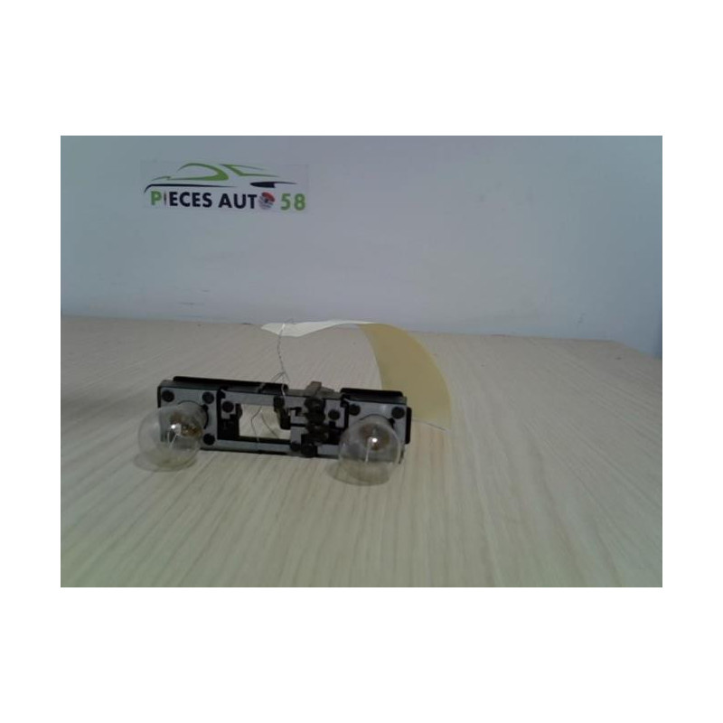 Platine feu arriere droit RENAULT  d’occasion
