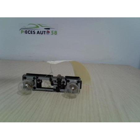 Platine feu arriere droit RENAULT  d’occasion