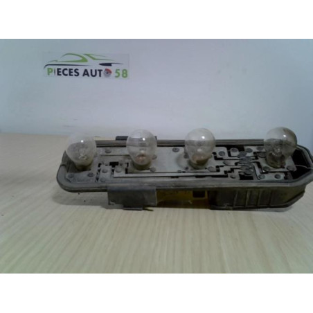 Platine feu arriere droit RENAULT CLIO 2 PHASE 1 d’occasion
