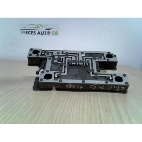Platine feu arriere gauche RENAULT CLIO 1 PHASE 1 d’occasion