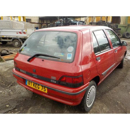 Platine feu arriere gauche RENAULT CLIO 1 PHASE 1 d’occasion