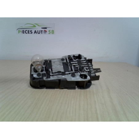 Platine feu arriere gauche AUDI  d’occasion