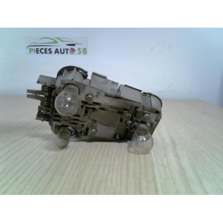 Platine feu arriere gauche AUDI  d’occasion