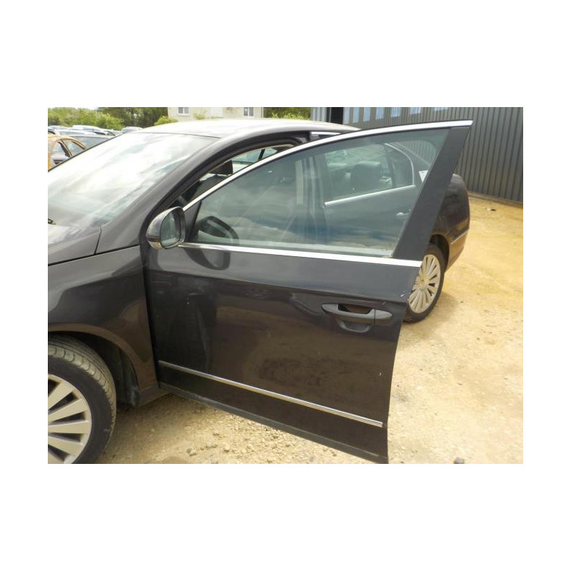 Optique avant secondaire gauche (feux)(clignotant) VOLKSWAGEN PASSAT 5 d’occasion