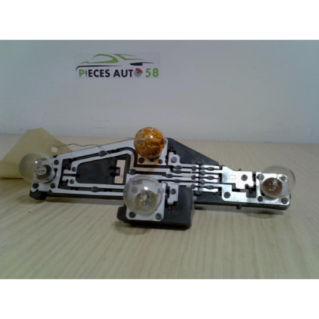 Platine feu arriere droit RENAULT LAGUNA 2 PHASE 1 BREAK d’occasion