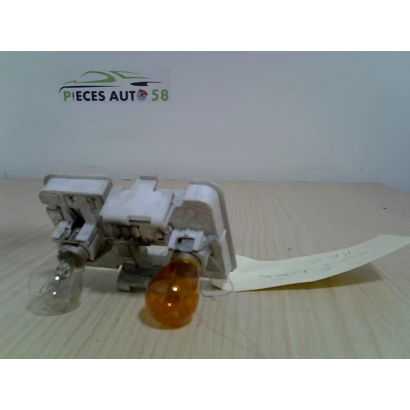 Platine feu arriere gauche CITROEN XANTIA PHASE 2 d’occasion