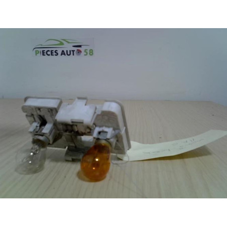 Platine feu arriere gauche CITROEN XANTIA PHASE 2 d’occasion