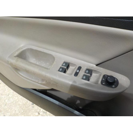 Optique avant secondaire gauche (feux)(clignotant) VOLKSWAGEN PASSAT 5 d’occasion